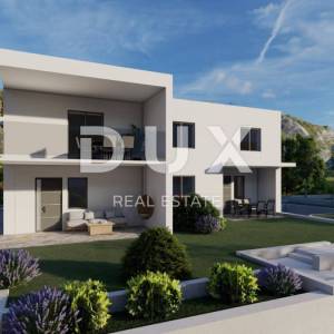 KASTAV, ŽEGOTI - Prostran dvosoban stan s okućnicom