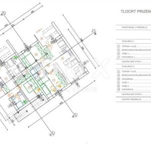 KASTAV, ŽEGOTI - Prostran dvosoban stan s okućnicom