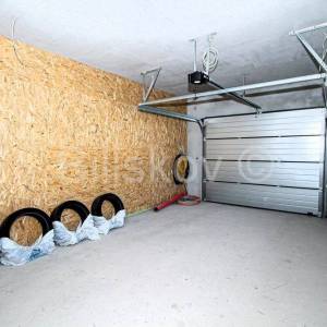 Kaštel Lukšić, obiteljska villa u izgradnji, prodaja