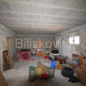 Kaštel Novi, 2 stana u obiteljskoj kući, 200m2, prodaja