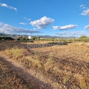 Kaštel Štafilić, građ. zemljište 1.red do mora M5 zona