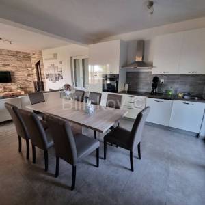 Kaštel Štafilić, novogradnja, villa sa bazenom