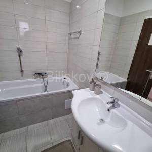 Kaštel Štafilić, novogradnja, villa sa bazenom