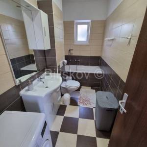 Kaštel Štafilić, novogradnja, villa sa bazenom