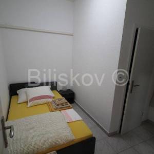 Kaštel Stari, kuća s 4 stana, 416m2, prodaja