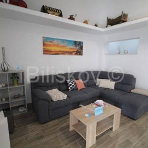 Kaštel Stari, kuća s 4 stana, 416m2, prodaja