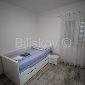 Kaštel Stari, kuća s 4 stana, 416m2, prodaja