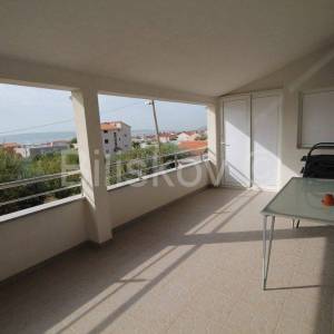 Kaštel Stari, kuća s 4 stana, 416m2, prodaja