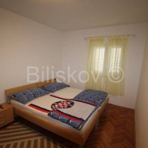 Kaštel Stari, kuća s 4 stana, 416m2, prodaja