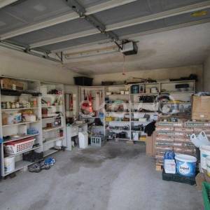 Kaštel Stari, obiteljska kuća s 3 stana, 490m2, prodaja