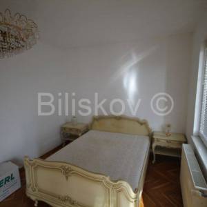 Kaštel Stari, obiteljska kuća s 3 stana, 490m2, prodaja