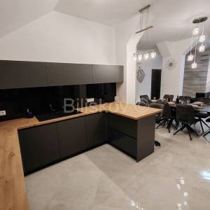 Kaštel Sućurac dugoročan najam 3 sobe luksuzno