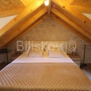 Kaštel Sućurac, kamena kuća 60m2 renovirano, prodaja