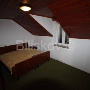 Kaštel Sućurac, kamena kuća 244m2, prodaja