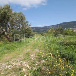 Kaštela, Kaštel Stari, građevinsko zemljište površine 1.500 m2.