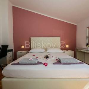 Kaštela,Kaštel Kambelovac, villa na cca. 3000 m2 zemljišta