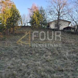 Klana, građevinsko zemljište, 828m2