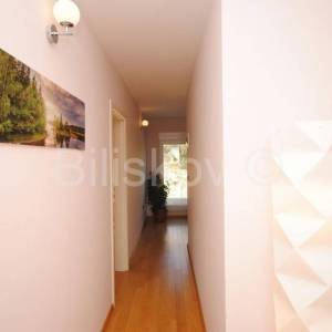 Klis-vila s bazenom i otvorenim pogledom na more i Split