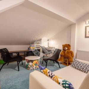 Kloštar Ivanić, prostrana moderna obiteljska kuća na 2372 m2 građevinskog zemljišta