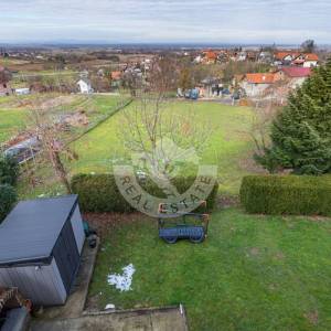 Kloštar Ivanić, prostrana moderna obiteljska kuća na 2372 m2 građevinskog zemljišta