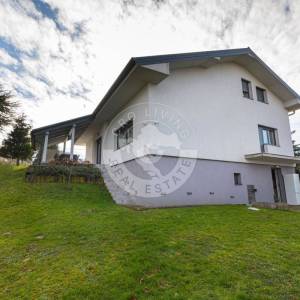 Kloštar Ivanić, prostrana moderna obiteljska kuća na 2372 m2 građevinskog zemljišta