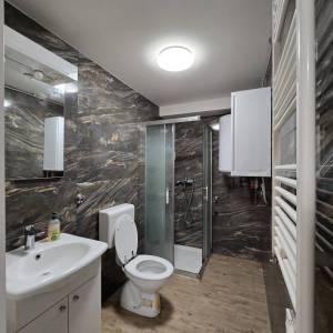 Kneza Domagoja, prizemlje, 39m2, najam, stanovanje, poslovni prostor