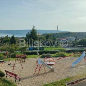 K.Novi, dvosoban stan, loggia, terasa, parking, ostava