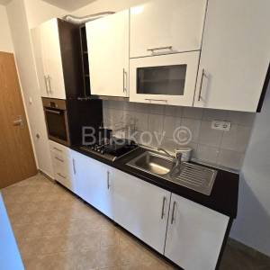 K.Novi, dvosoban stan, loggia, terasa, parking, ostava