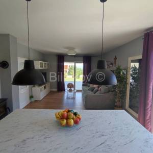 K.Novi, novogradnja prizemnica na 1239 m2 zemljišta prodaja