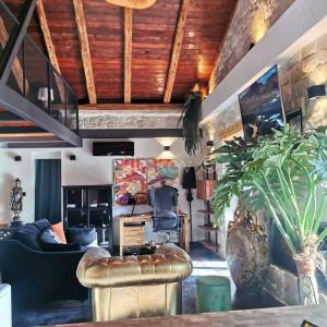 Kompletno renovirana kuća, Kaštel Stari, 50m od mora