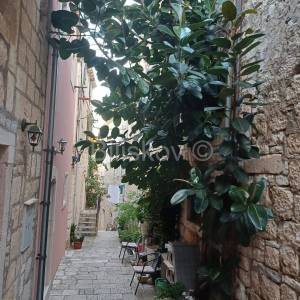 Korčula, centar, prodaja kuća, terasa, pogled na more