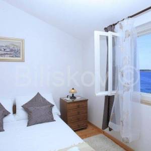 Korčula, južna strana, 1.red, bazen