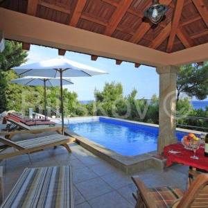 Korčula, južna strana, 1.red, bazen