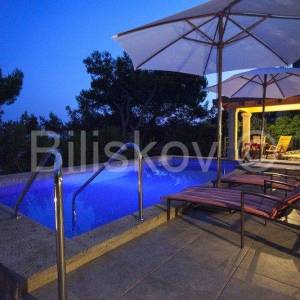 Korčula, južna strana, 1.red, bazen