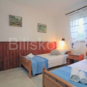 Korčula, južna strana, 1.red, bazen