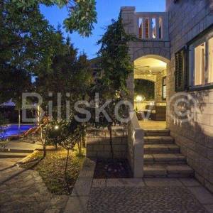 Korčula, južna strana, 1.red, bazen