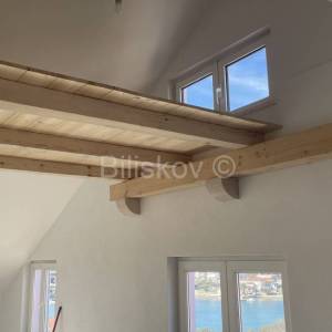 Korčula, Lumbarda, prodaja dvoetažni stan, djeljiv u 2