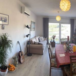 Korčula, Lumbarda, prodaja dvoetažni stan, djeljiv u 2