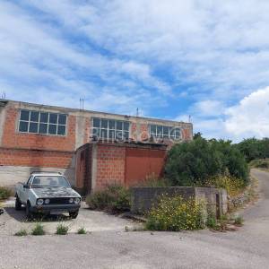 Korčula prodaja poslovna zgrada uljara zemljište 301m2