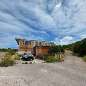 Korčula prodaja poslovna zgrada uljara zemljište 301m2