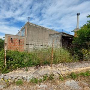 Korčula prodaja poslovna zgrada uljara zemljište 301m2