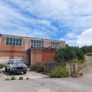 Korčula prodaja poslovna zgrada uljara zemljište 301m2