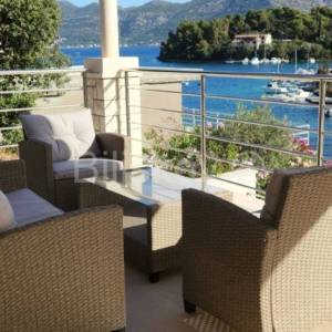 Korčula, prodaja, vila, bazen, 1. red do mora