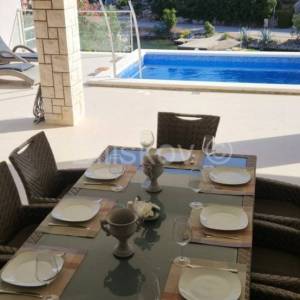 Korčula, prodaja, vila, bazen, 1. red do mora