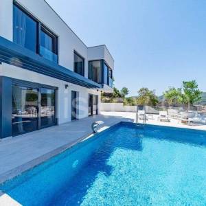 Korčula, prodaja, vila, bazen, 2 garaže, otvoren pogled