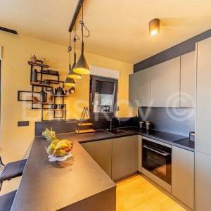 Korčula, prodaja, vila, bazen, 2 garaže, otvoren pogled