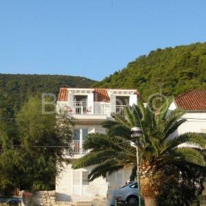 Korčula, Račišće, prodaja kuća, 3 jedinice, 1.red