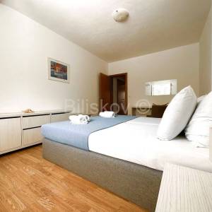 Korčula, Račišće, prodaja kuća, 3 jedinice, 1.red