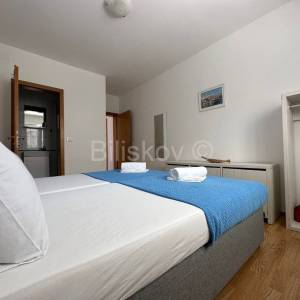 Korčula, Račišće, prodaja kuća, 3 jedinice, 1.red