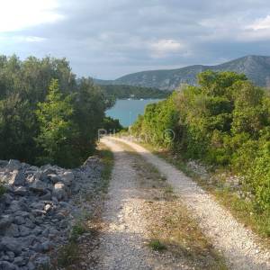 Korčula, Račišće, prodaja zemljište 1607m2, 50m od mora